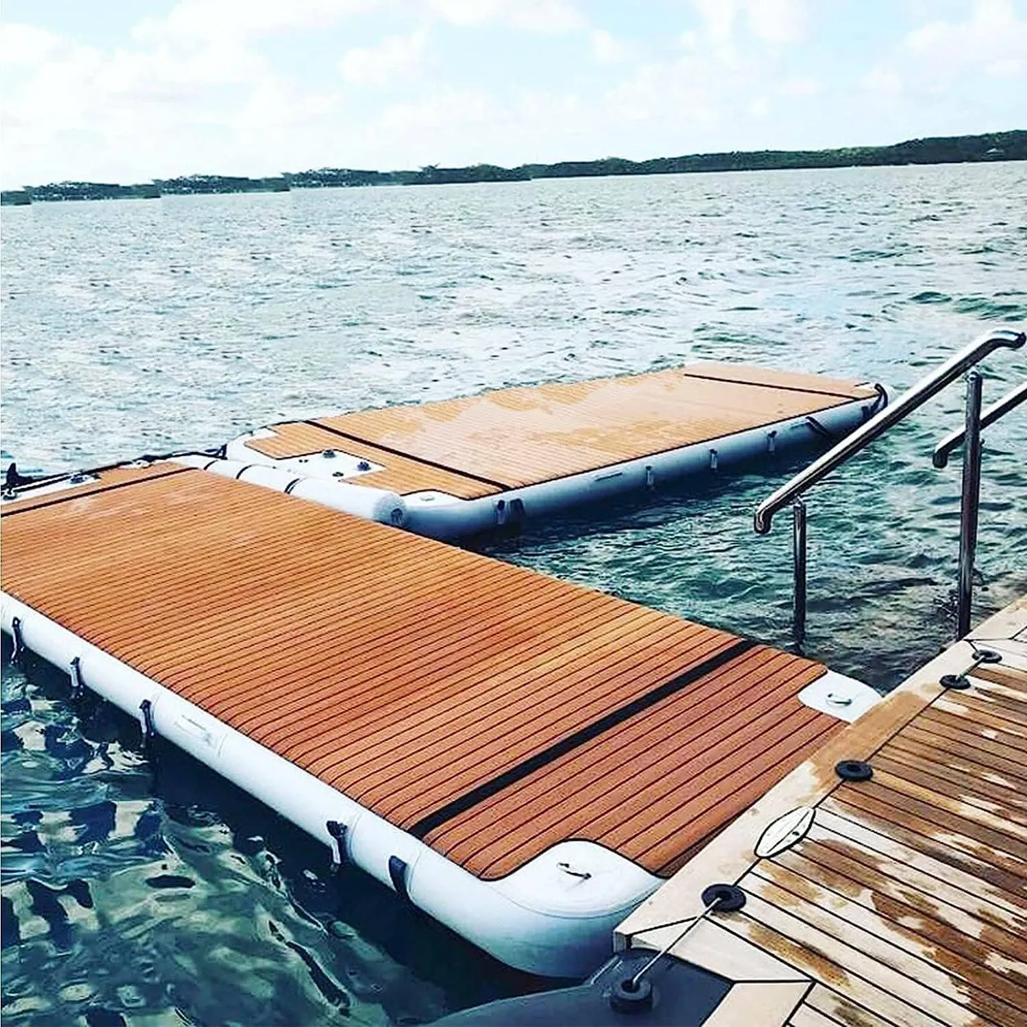 Luxury Inflatable Dock Floating Platform,Water Surfing Mat,Platform Stable Portable Fishing Platform,Floating Cushion Raft Island Air Bed (2 * 2m/6.6 * 6.6ft)