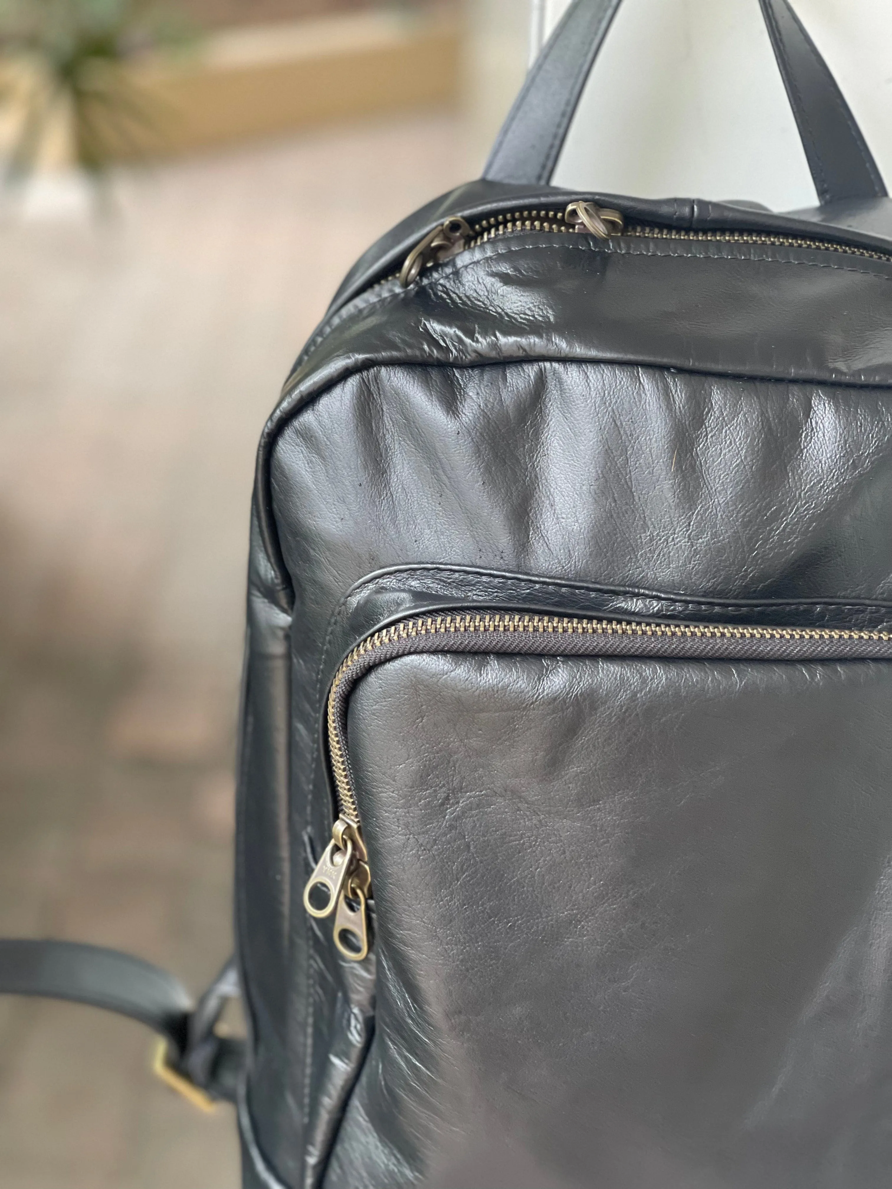 The Roger Backpack - Medium - Kangaroo